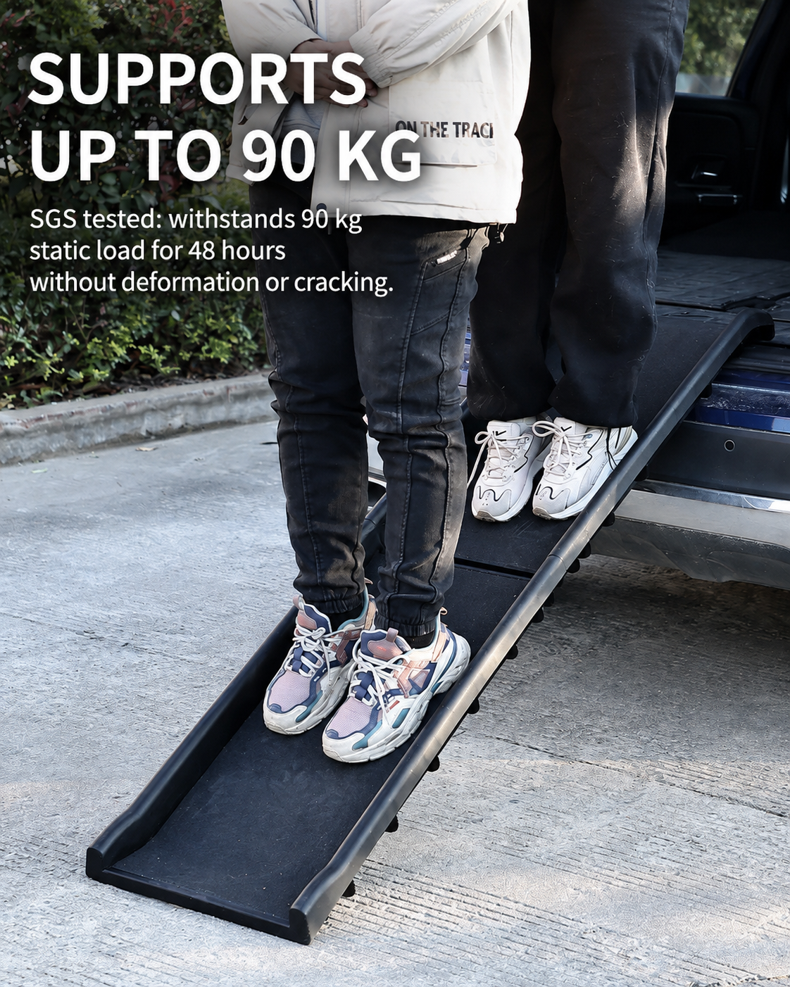 Foldable Dog Car Ramp for SUVs & Cars – 61.4" Anti-Slip Pet Ramp with Side Rails