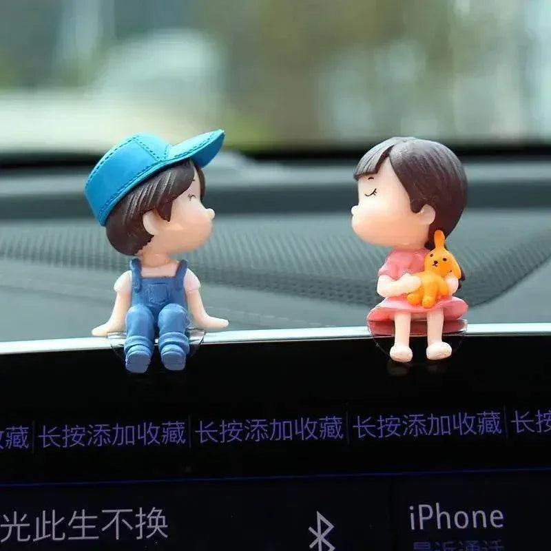 Soft Dashboard Figure – Couple Styles